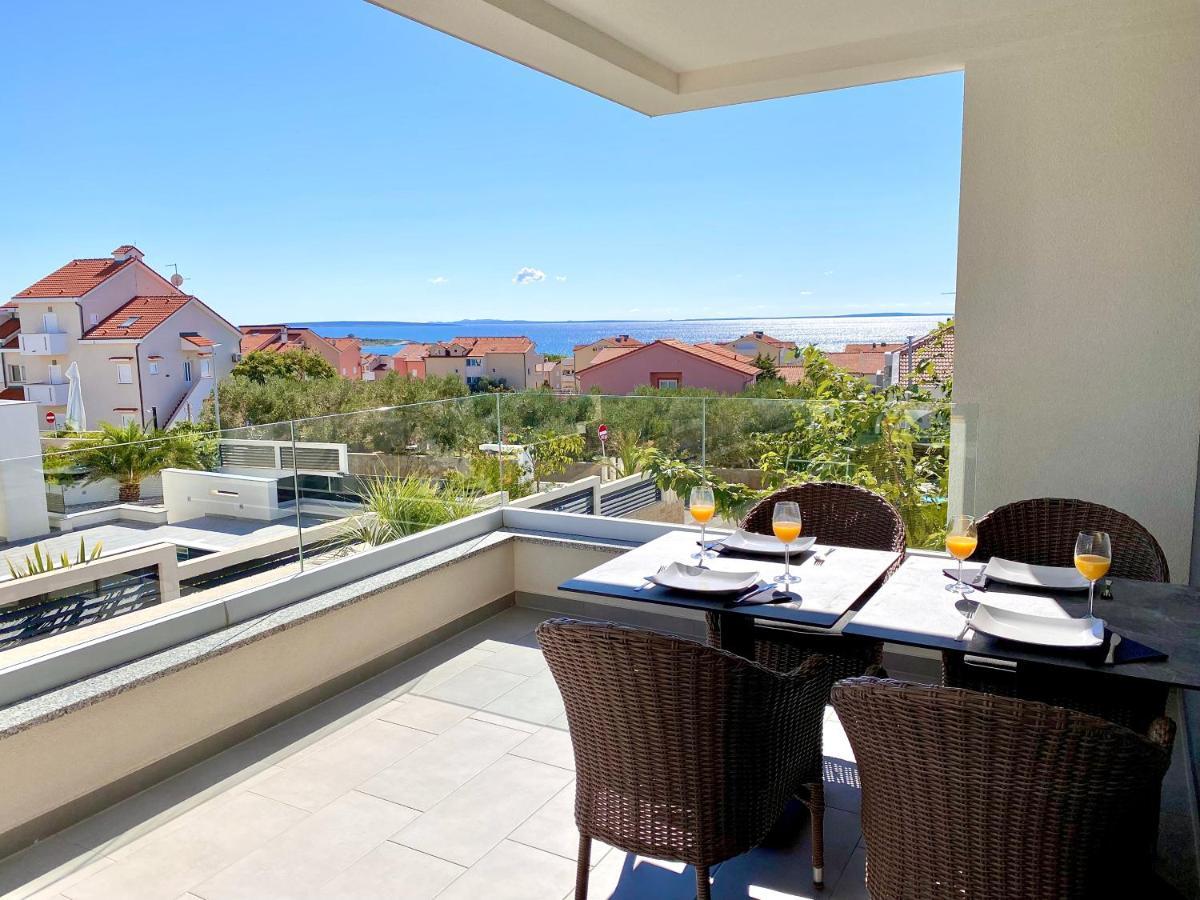 Fantasy View Villa โนวาลยา ภายนอก รูปภาพ